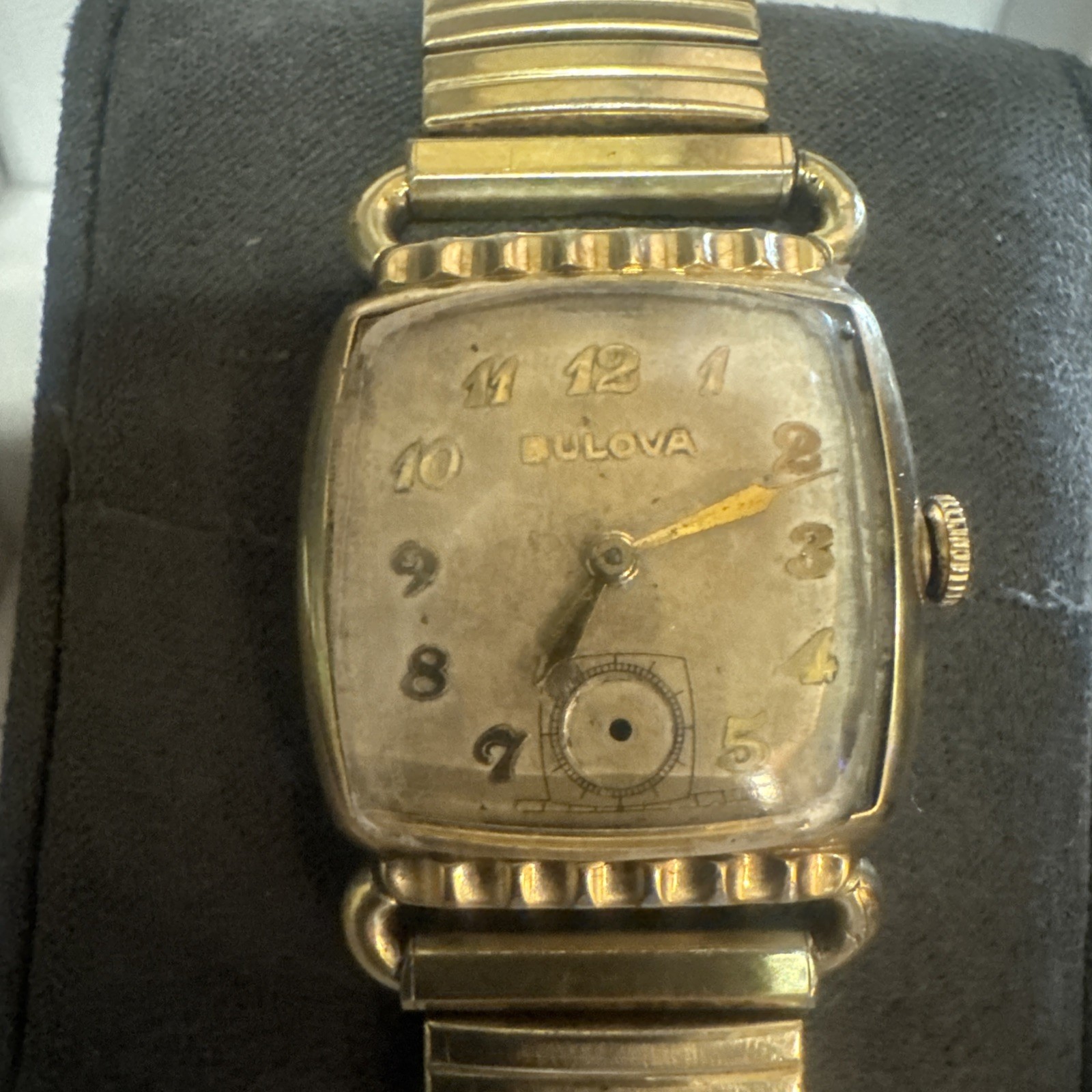 10BC Bulova Director 15 Jewel Men’s Manual Wind Runs 10 K RGP L0 1950