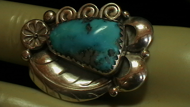 H. HARVEY STERLING & TURQUOISE RING SIZE 8, 8.99 GRAMS
