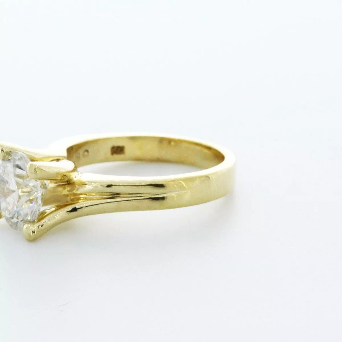 Solitaire Engagement Ring Solid 14K Gold 2.51 CT Round Lab-Grown Diamond H SI1