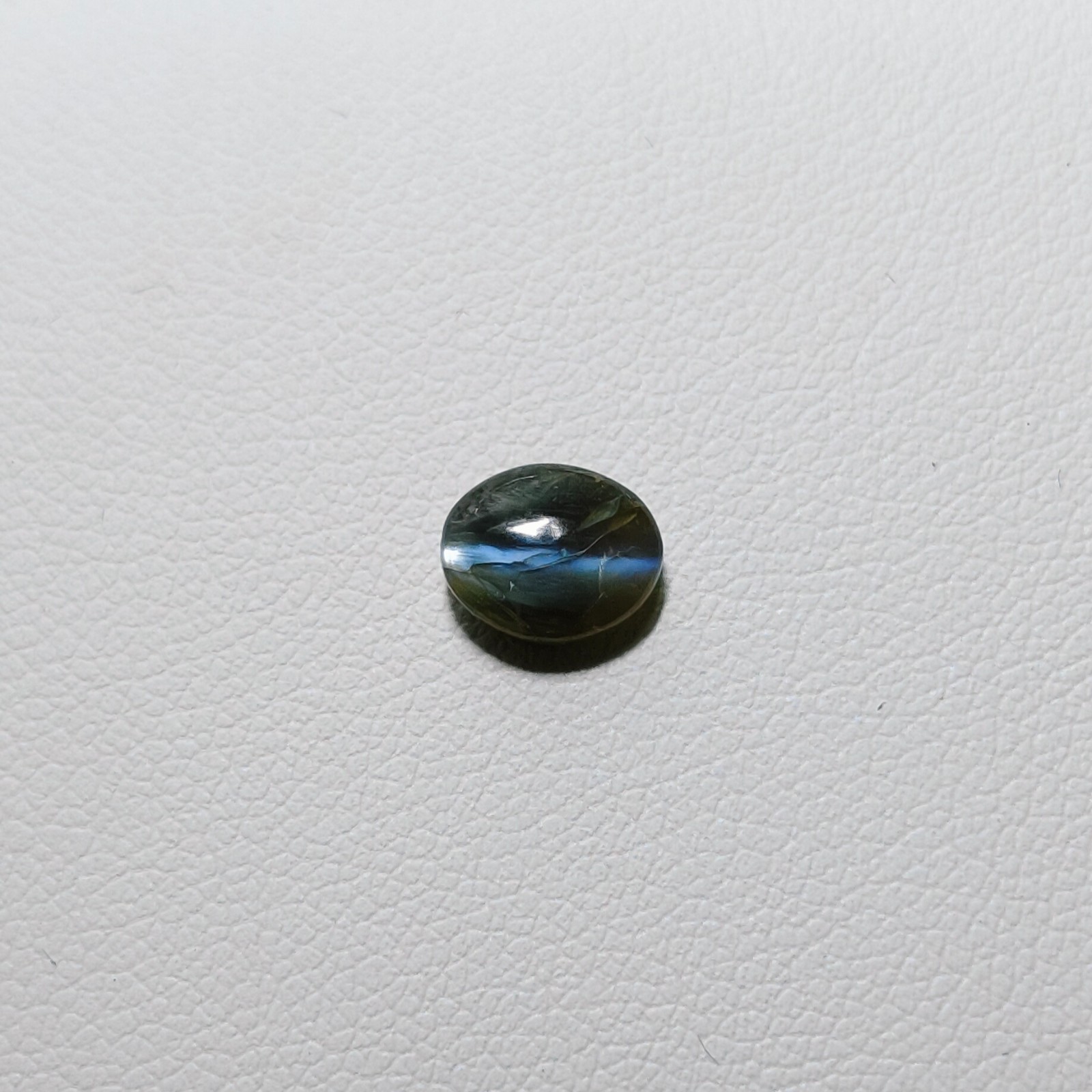 1.54 Ct Natural Alexandrite Cats Eye Loose Gemstone 7.6×6.2×3 mm Cab Oval Green