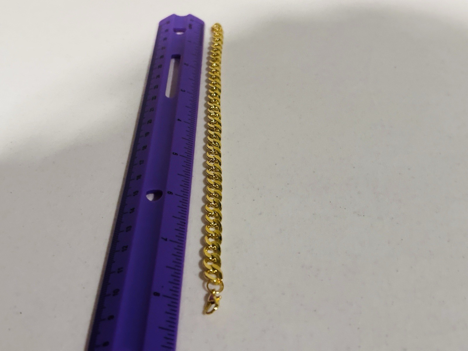 18k Gold Plated Bracelet / 8inches/. (20cm) (Stainless Steel Base