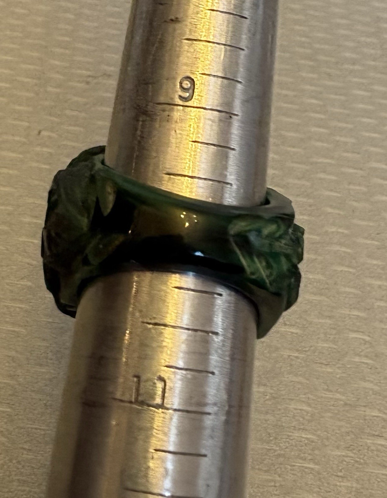 Vintage Deep Carved Green Marble Fakelite Plastic Ring size 10 thick chunky