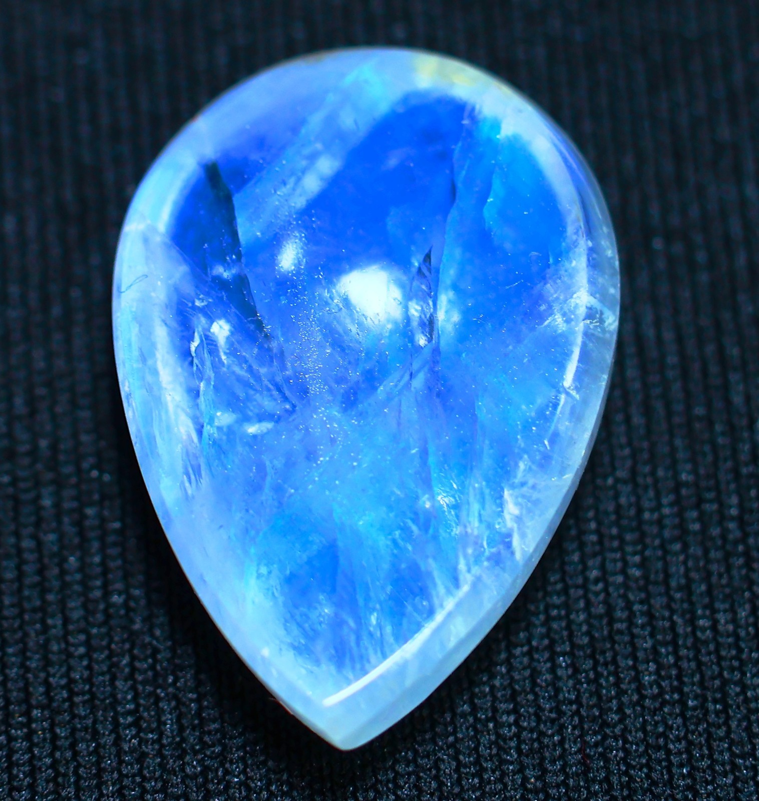 23 Ct 7X17X24 mm Natural Blue Fire Rainbow Moonstone Pear Cabochon Gems RU-239