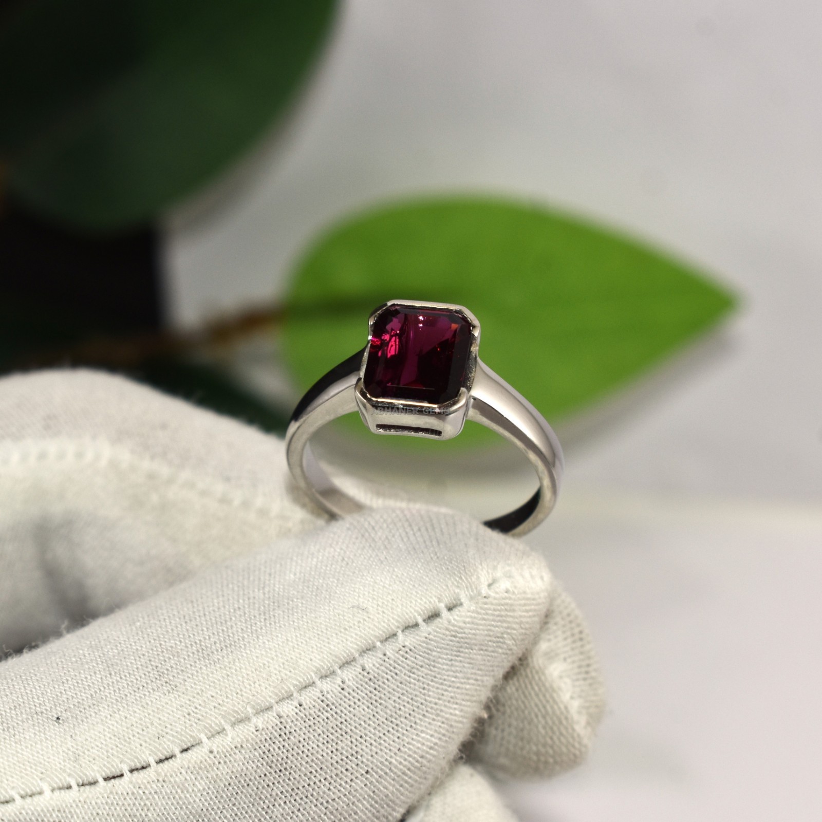 Gorgeous Garnet 925 Sterling Silver Ring Innovative Classic Handmade Jewelry