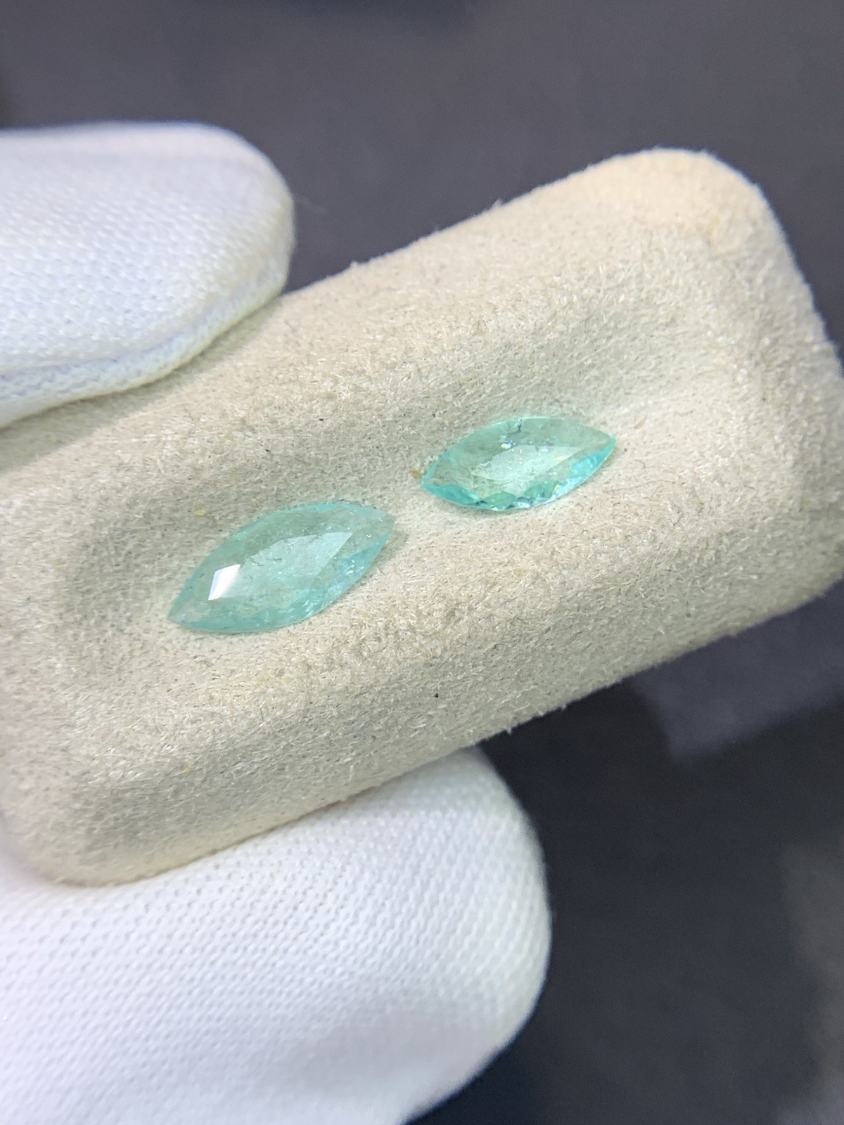 0.82Ct 2pcs Pariaba tourmaline