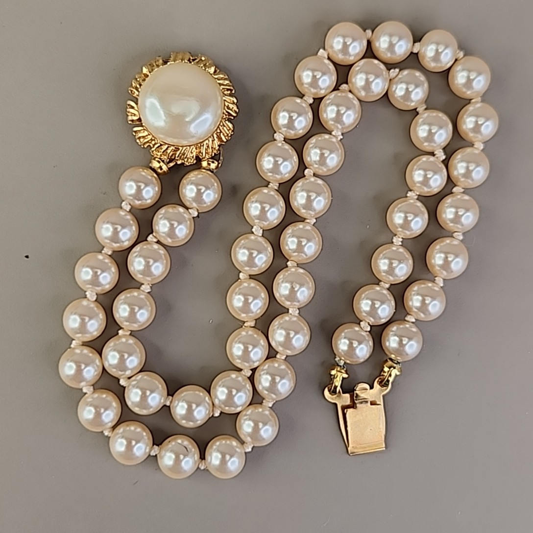 Vintage Faux Pearl Beaded Bracelet Two Strand Cream Knotted Push Lock 7″