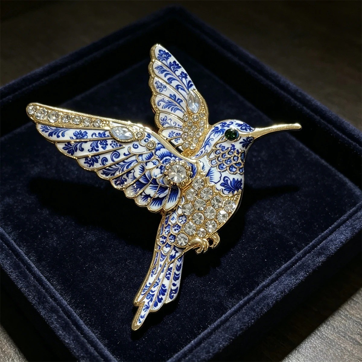 Luxury Rhinestone Hummingbird Brooch Bird Animal Pin Spring Summer Jewelry Gift
