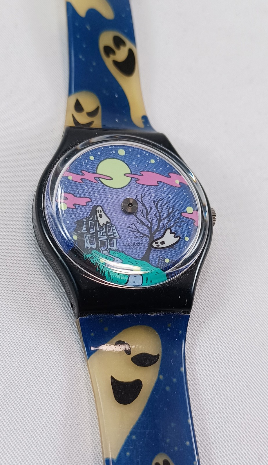 Swatch “Geisterstund” GB192 Haunted House Ghost Stories Halloween Release 1999