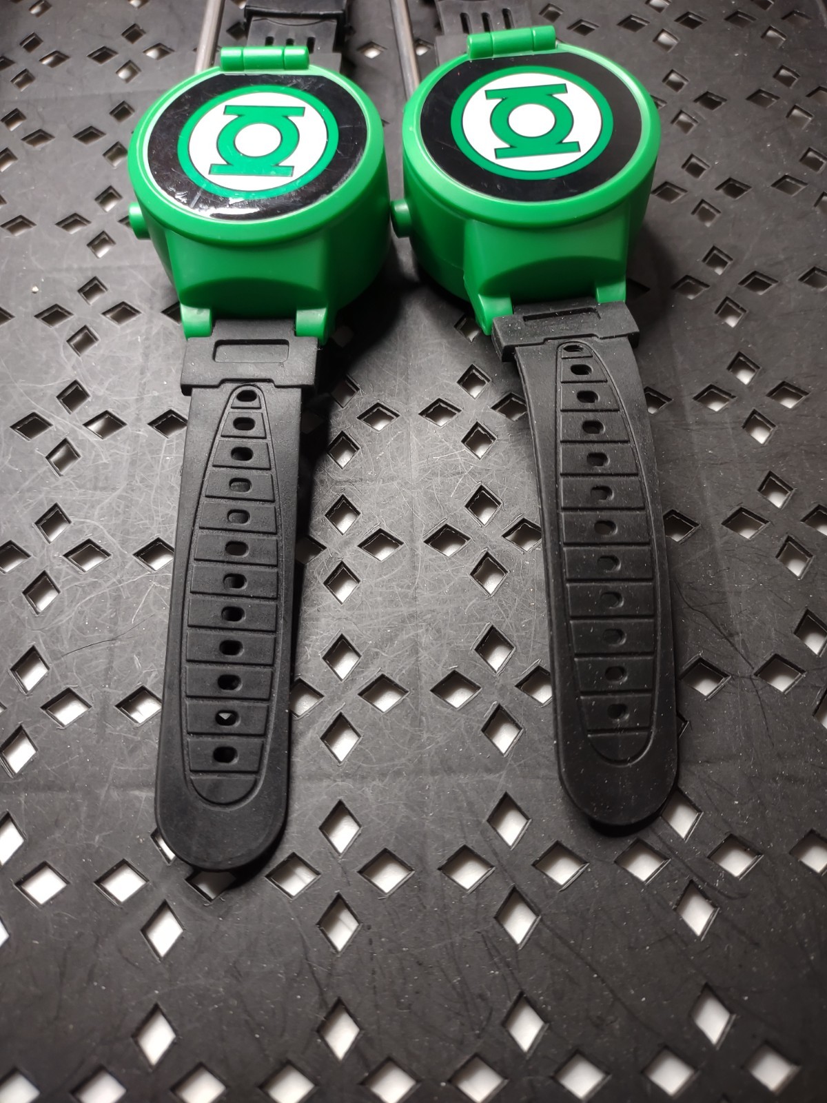 Lot Of 2 Green Lantern DC Comics Walkie Talkie Watches DC Comics Lot HGHAM
