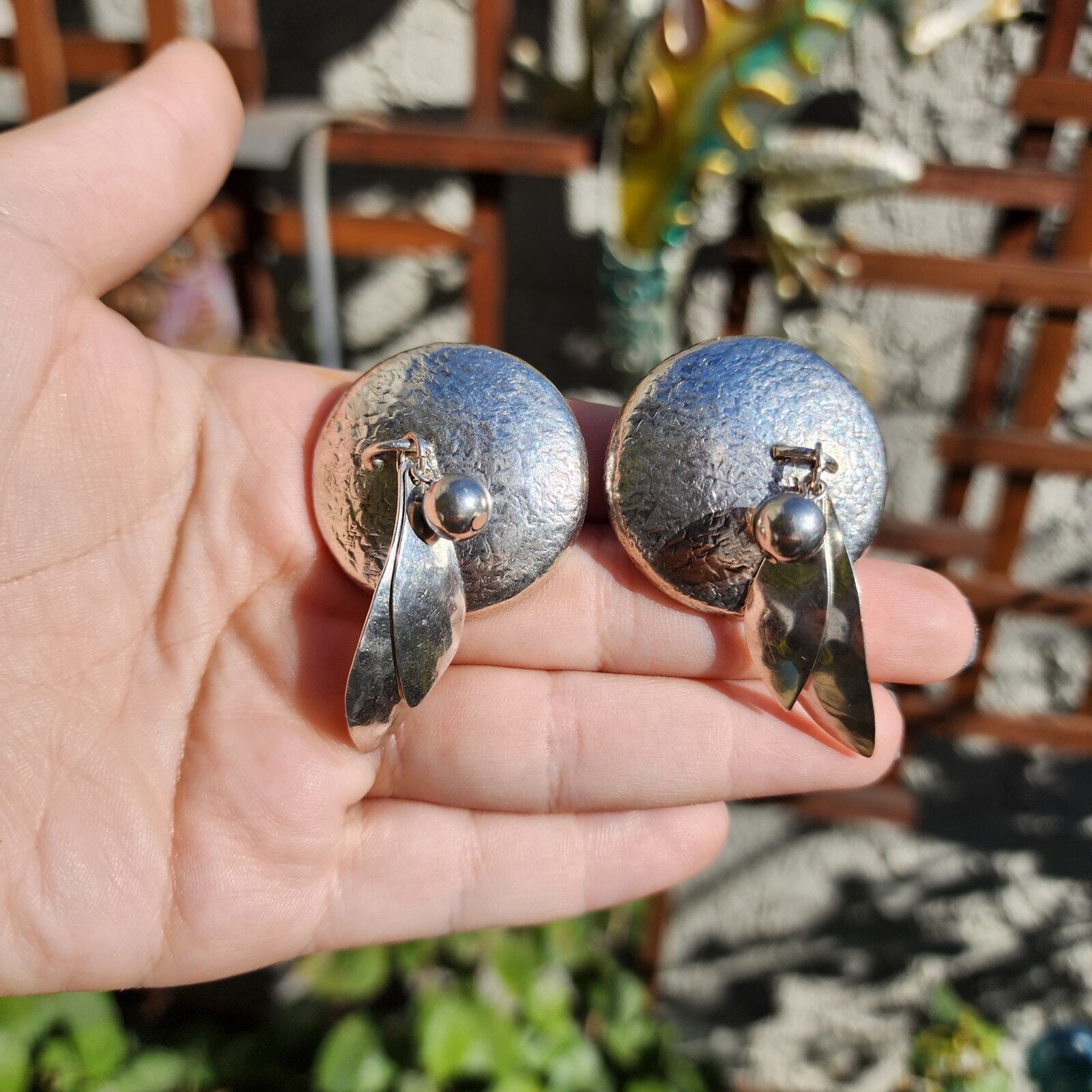 Vtg Susan Cummings Earrings Hammered Sterling Silver Dreamcatcher Feather Clips