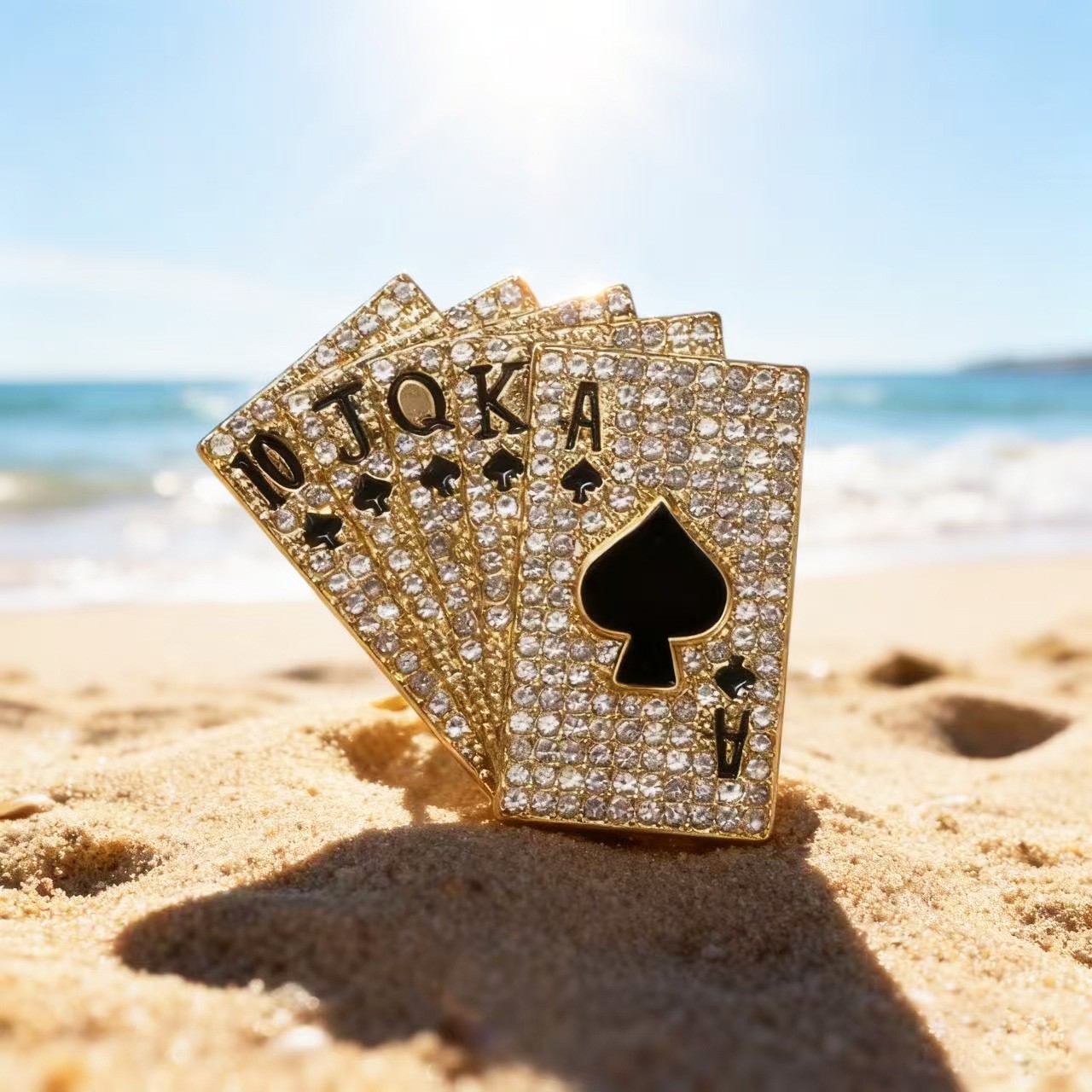 3.6*4.0cm Playing Cards Straight Flush Brooch Unisex Suit Lapel Pin Brooch