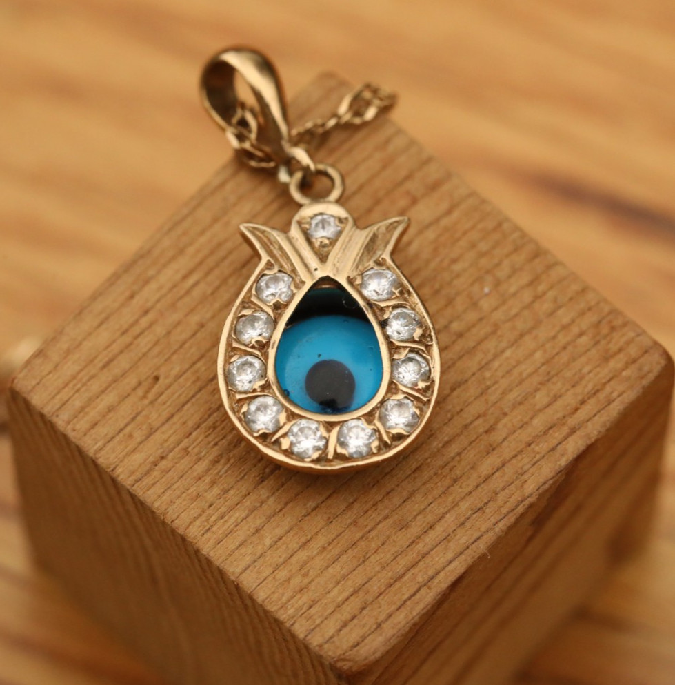 9ct Solid Yellow Gold 19″ Chain Necklace & an Evil Eye Pendant, Charm Vintage