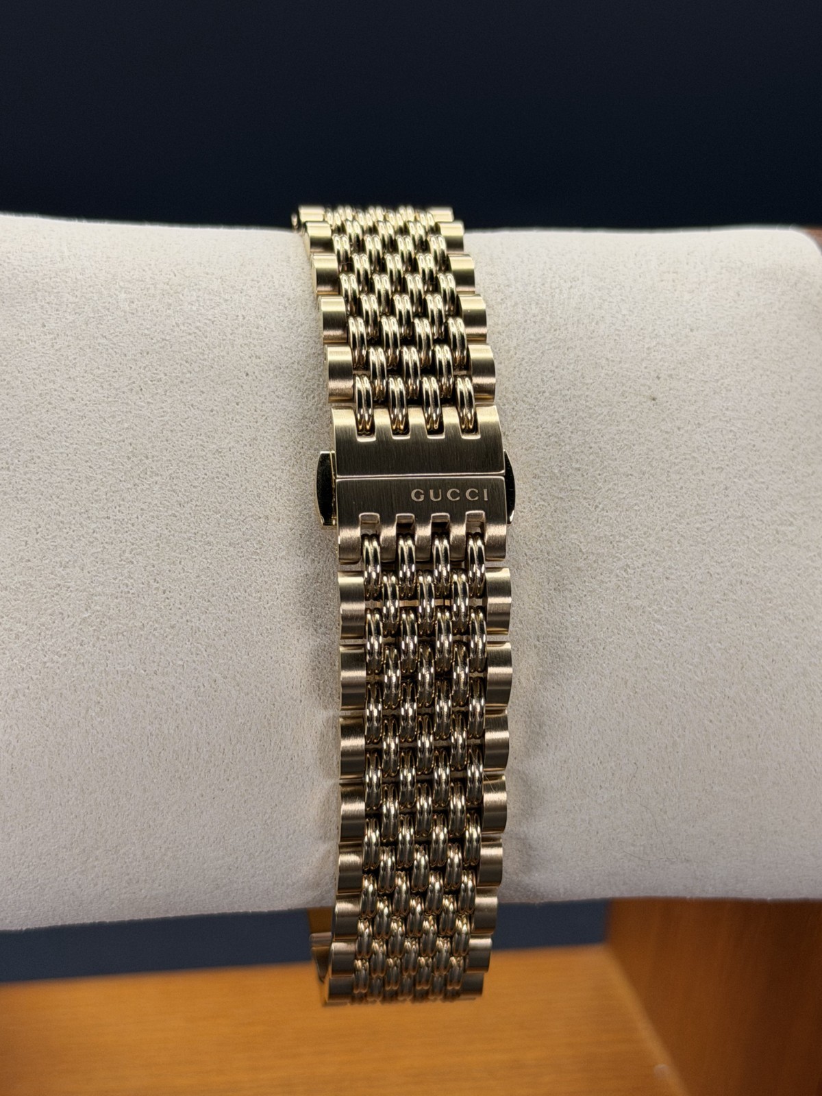 GUCCI G-TIMELESS 36MM GOLD PVD SILVER DIAL SLIM UNISEX WATCH YA1264155
