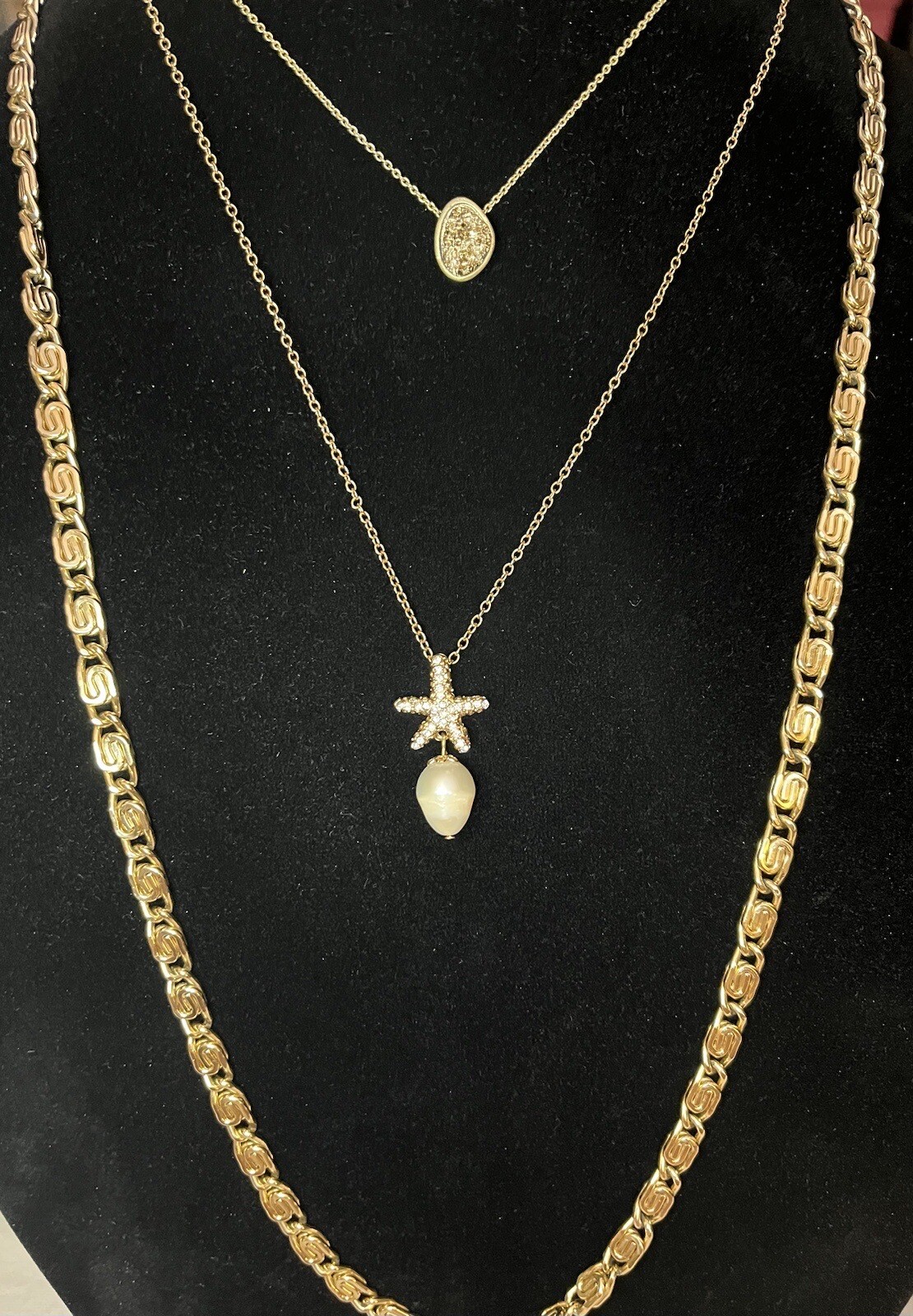 Lot of 6 Pieces Vtg-Modern Jewelry Necklaces & Earrings Monet Gold White Cream