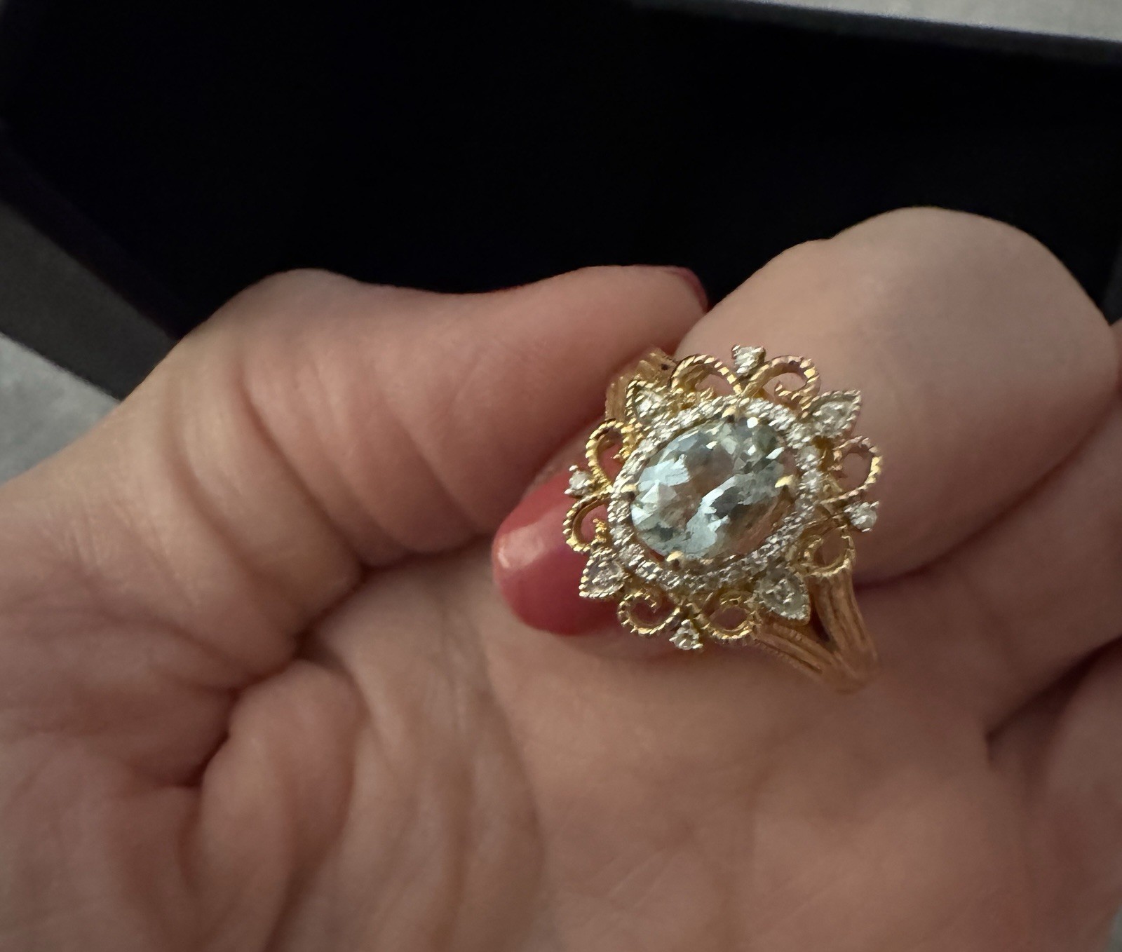 Solid 10K 10Kt Yellow Gold Natural Oval Aquamarine Diamond Women’s Ring Size 8.5