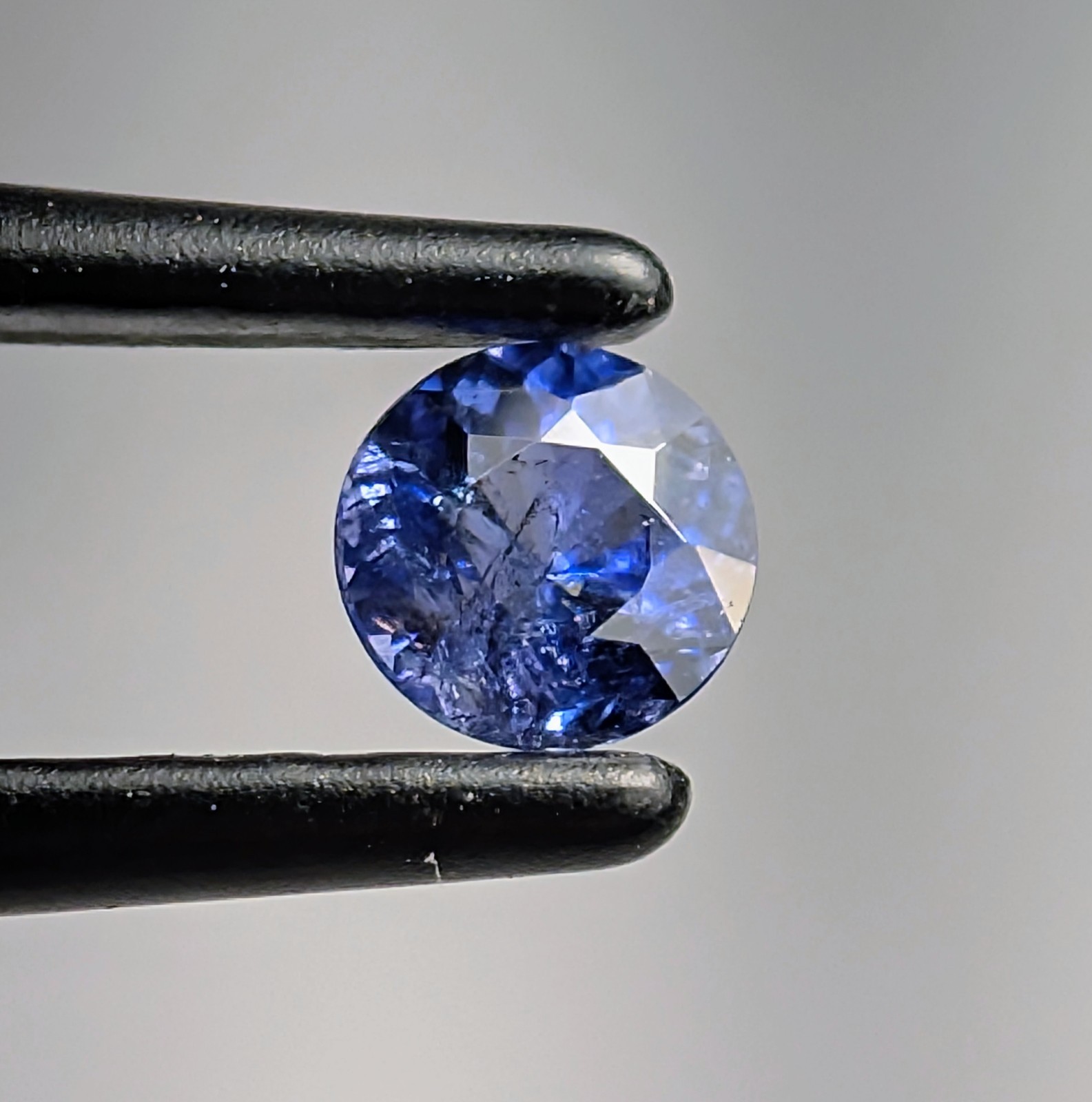 Benitoite: I, round gemstone 0.24 ct
