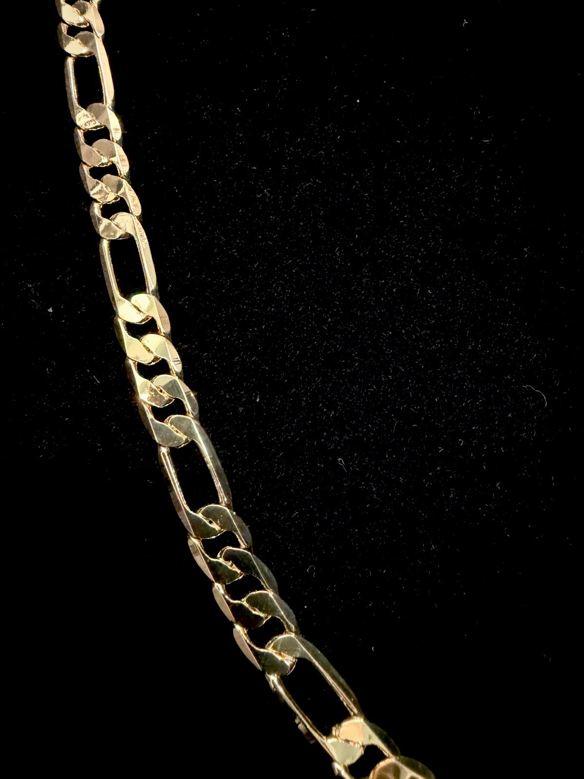 Figaro 24in 8MM 14K Stamped Gold Filled Necklace. Nice! Brand new.