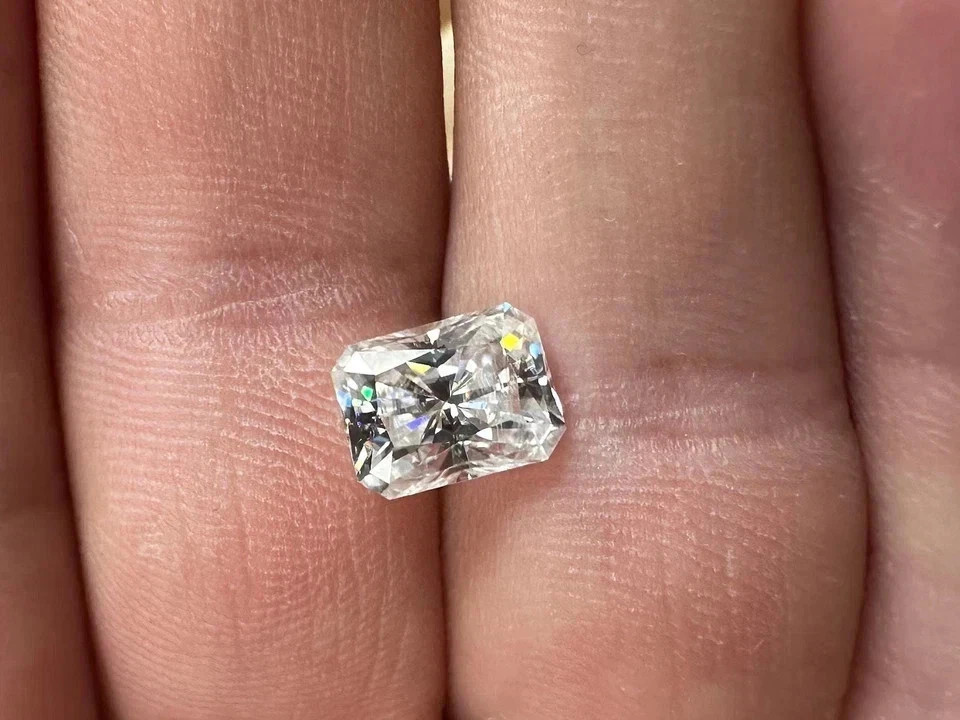 Lab Created Diamond 3X5MM Radiant Cut If Clarity D Colour GIE Certified! Making