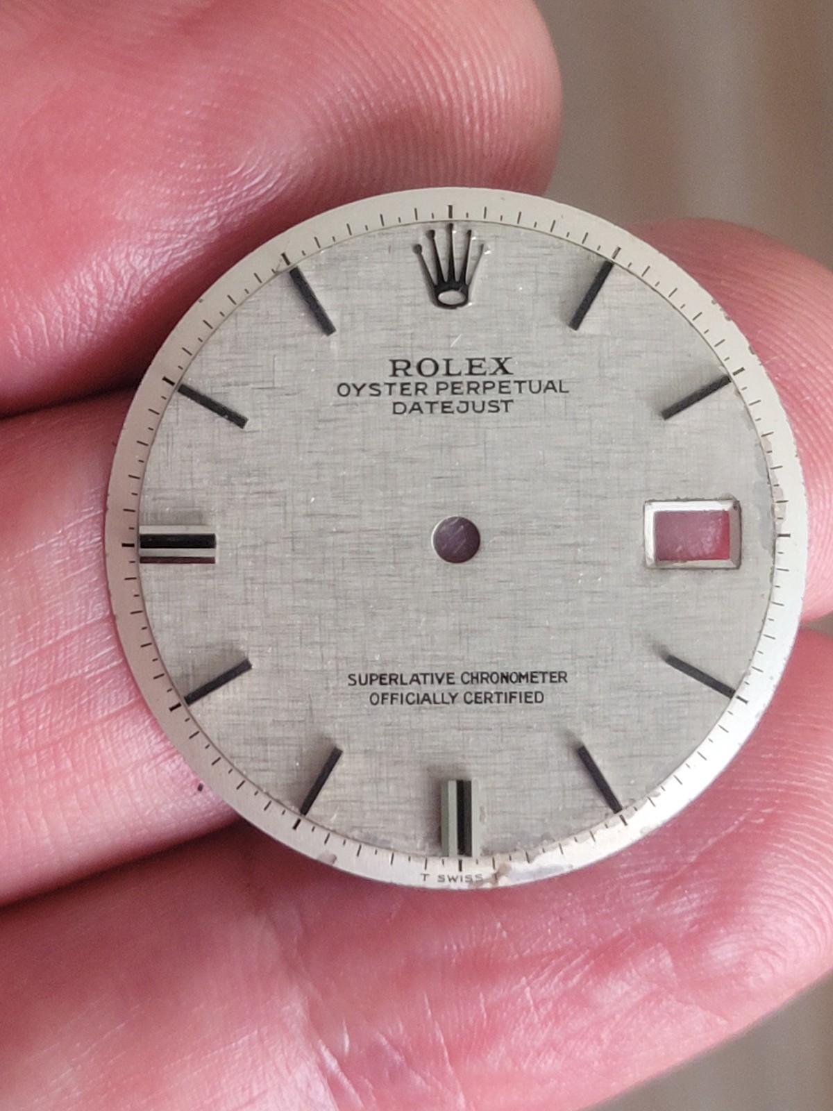 Rolex 100% genuine 36mm non quick set 1601 dial, linen black lacquer top marker