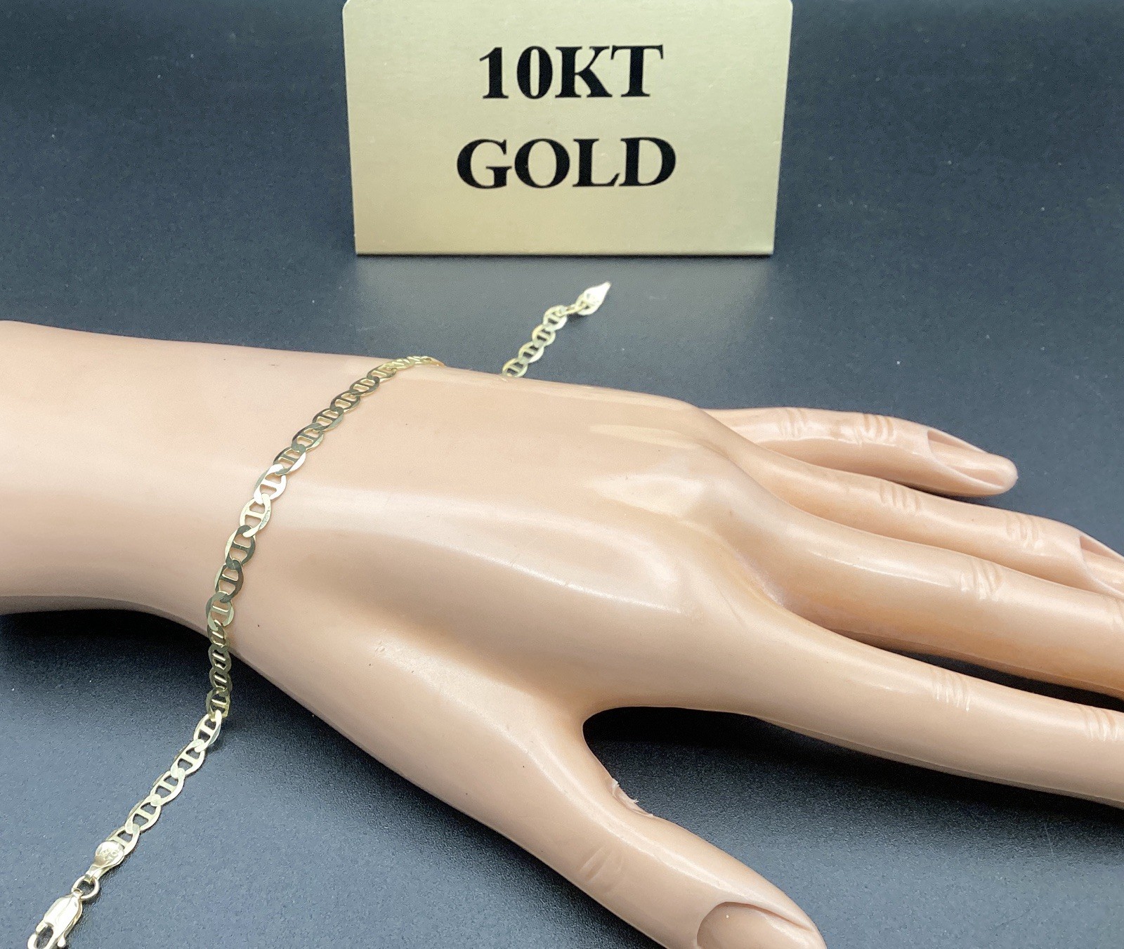 Real 10 KT Stamped Yellow Gold Mariner Link Chain Bracelet Unisex 8” L, 6mm W