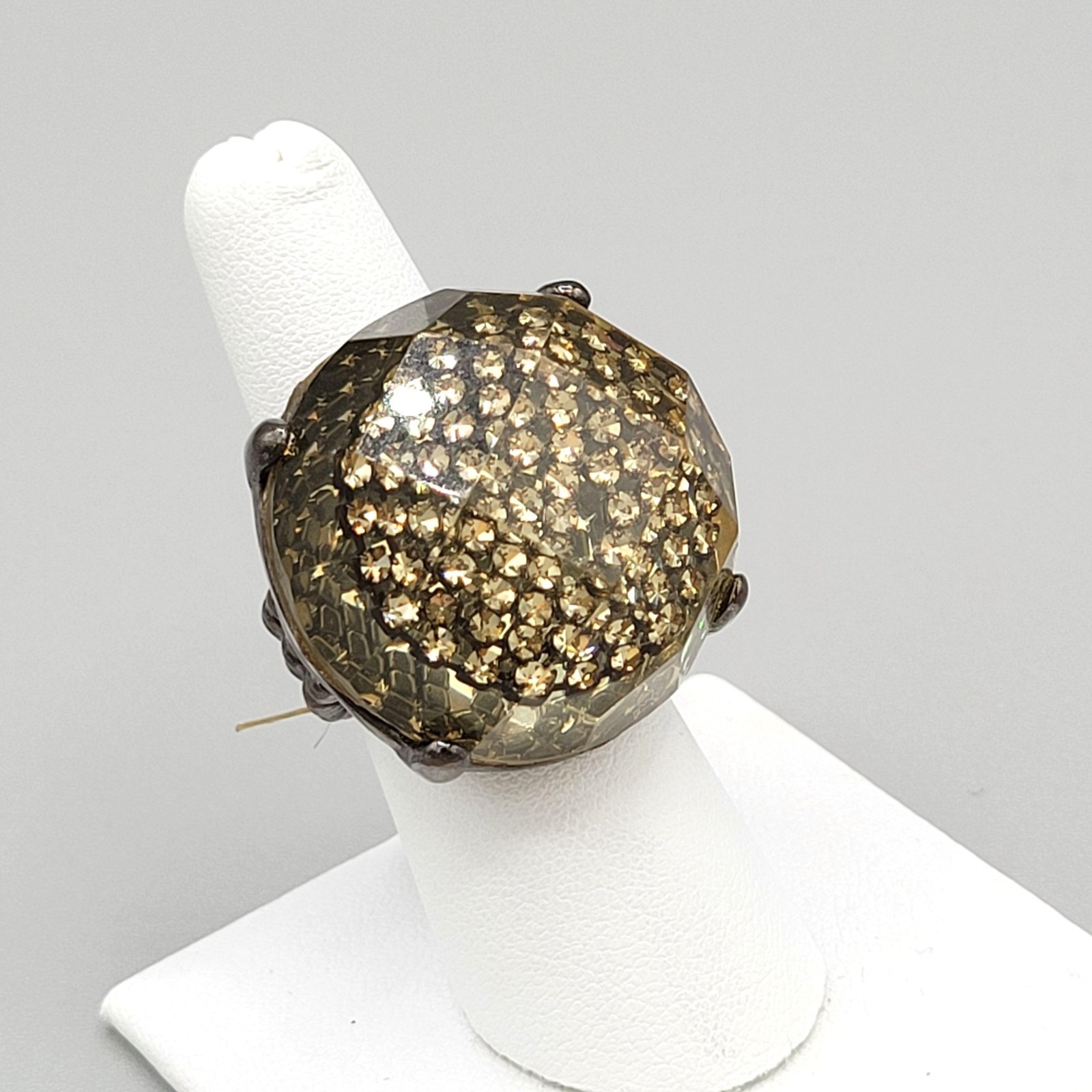 Faceted Dome Bulky Stretch Ring Statement With Gold Glitter Resin Glass Base