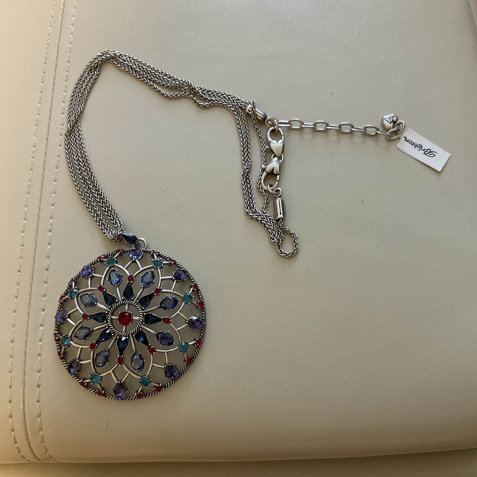 STUNNER NWT BRIGHTON ONE LOVE CIRCLE MULTI CRYSTAL CONVERTIBLE NECKLACE RP$198