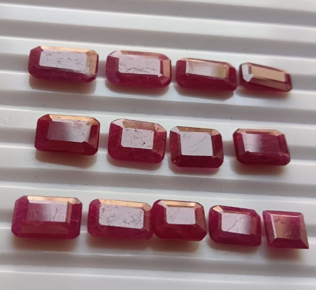 24-Cts Natural Ruby Loose Gemstone Mix Lot Size 6 X 6 – 11X 7 MM Approx.