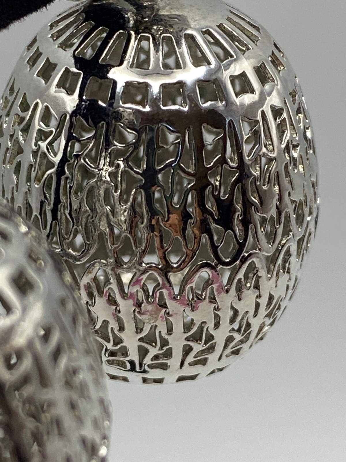 Trifari Mandalay Taj Mahal Lantern Clip-On Earrings Vintage Silver-Tone Filigree