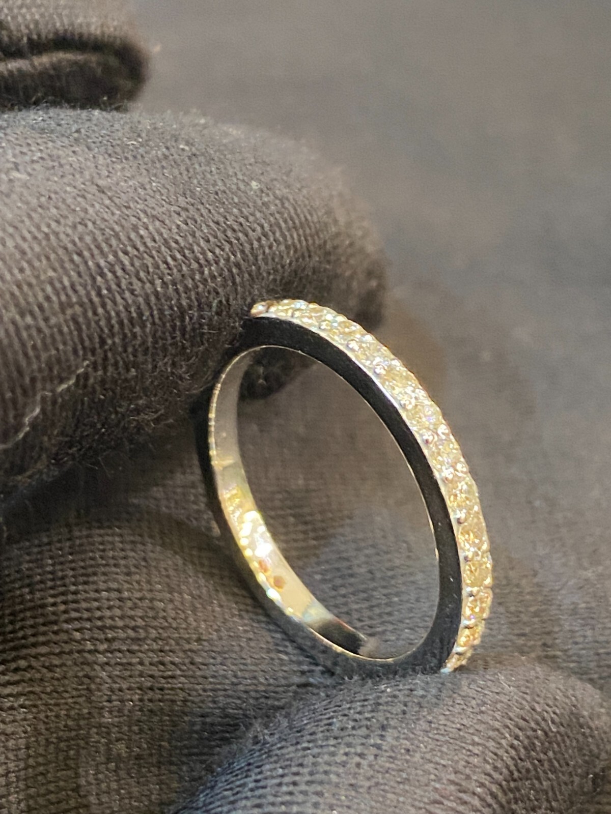 Pave 0.70 Cts Round Brilliant Cut Natural Diamonds Wedding Band Ring In 18K Gold