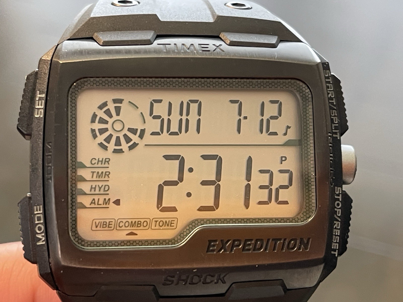 Timex Expedition TW4B02500 Grid Shock 50mm. Cleaned, New Grease, New Batt.