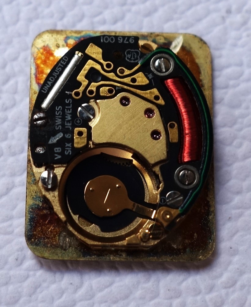 WRISTWATCH MOVEMENTS X3 LADIES OMEGA TISSOT ETC SOLD FOR SPARES OR REPAIRS