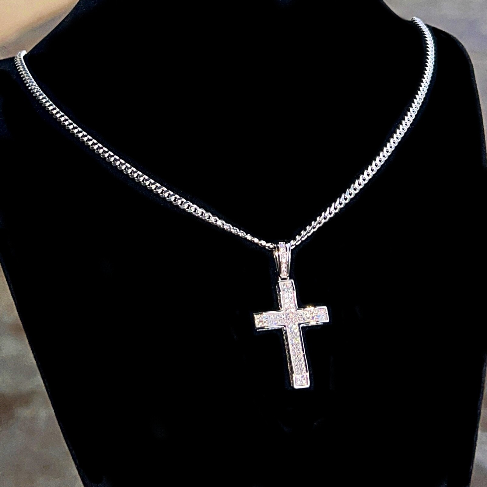 925 Sterling Silver VVS1 Moissanite 0.82CT Cross Miami Cuban Chain 3MM 16-30″