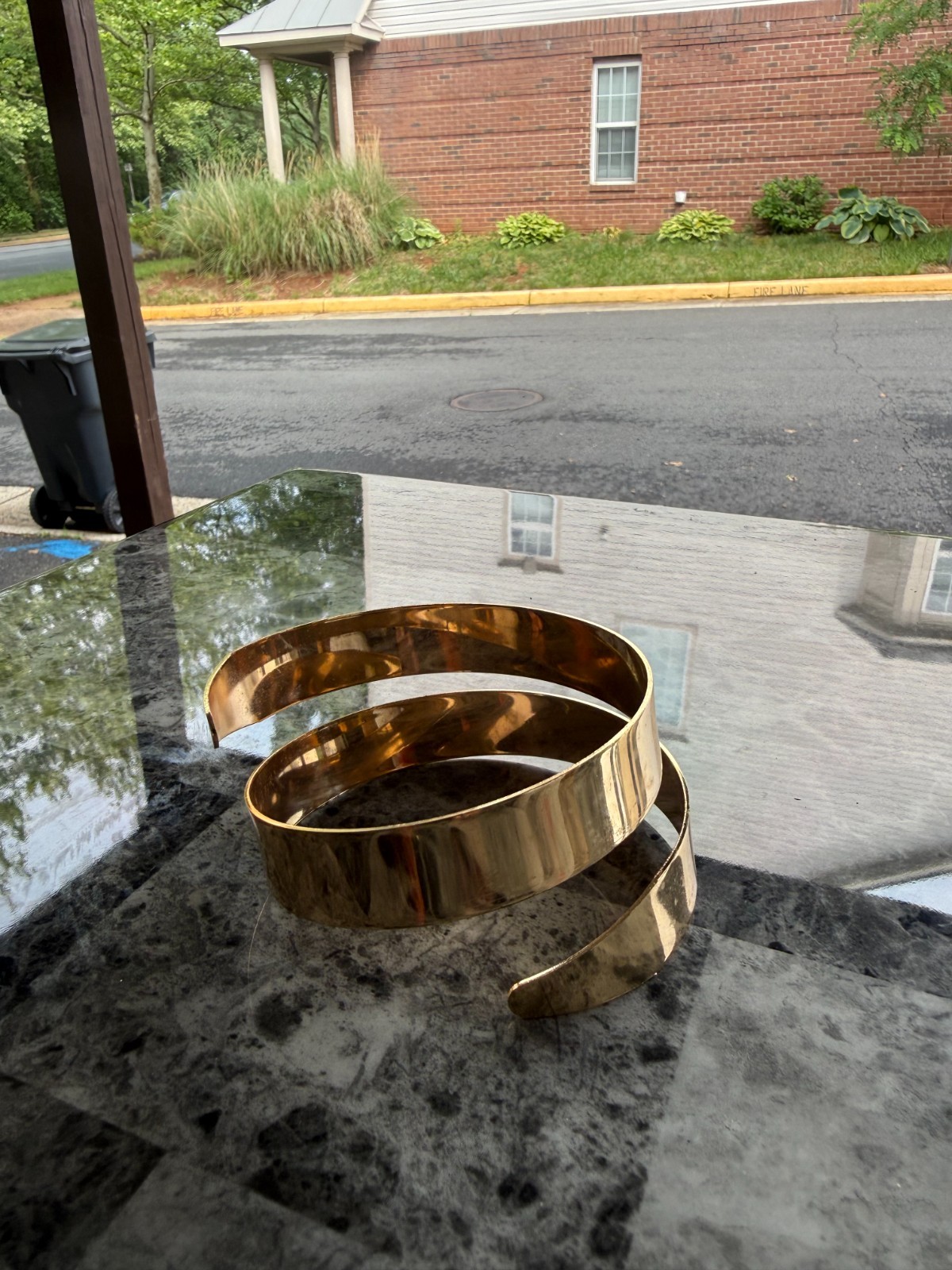 Vintage Gold-Tone Metal Spiral Coil Cuff Bracelet Modernist Minimalist Armband,