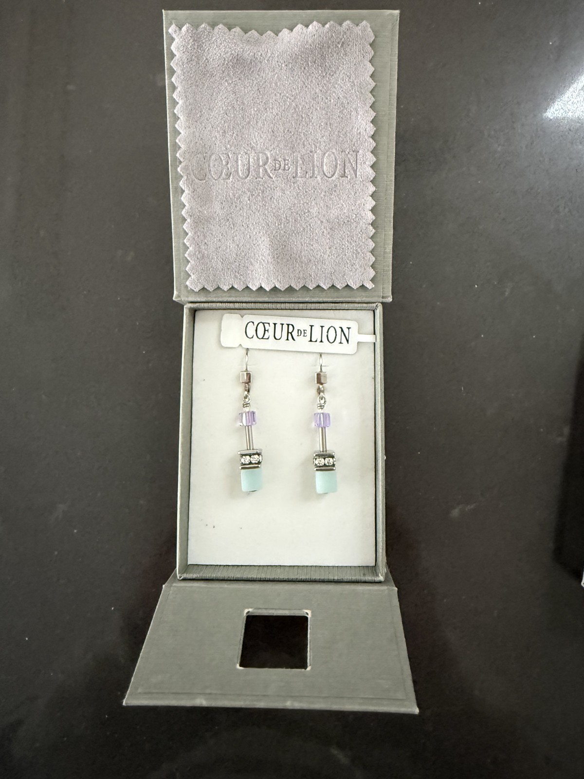 Couer de Lion Geocube® Amazonite earrings