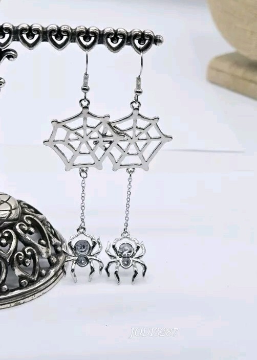 Spider Earrings Animal Insect Web Drop Dangle Hook Halloween Silver tone 3.75 in