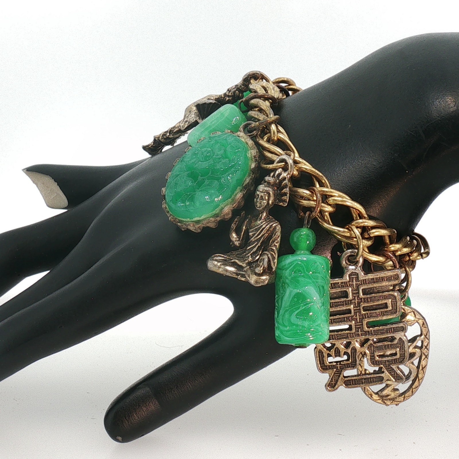 Vintage Gold Tone FOB Bracelet Green Carved Stone Jade‑Style Charms Asian Motif