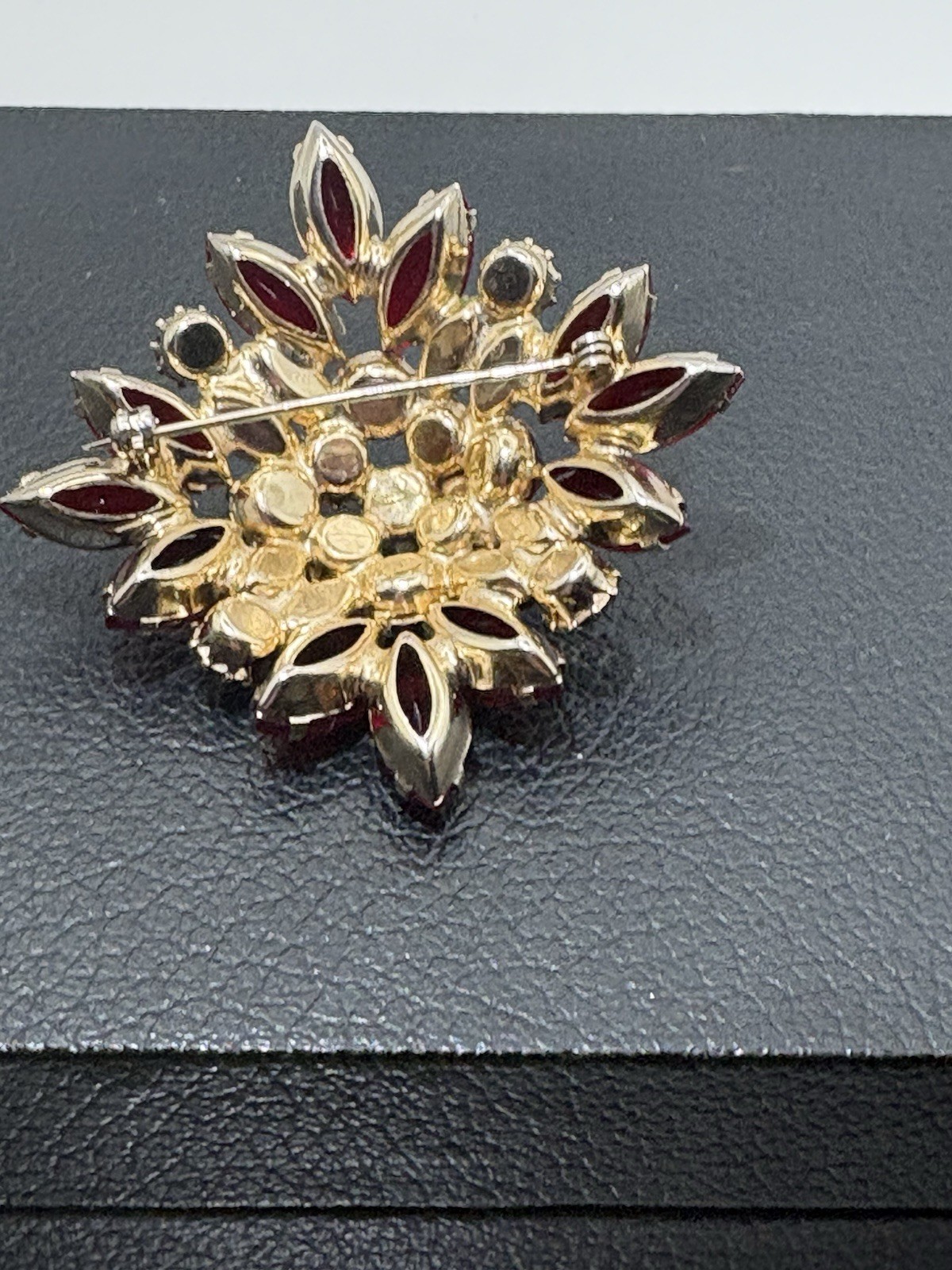 Vintage Ruby Red rhinestone Brooch Juliana Style Layered Red Crystal Gold Tone