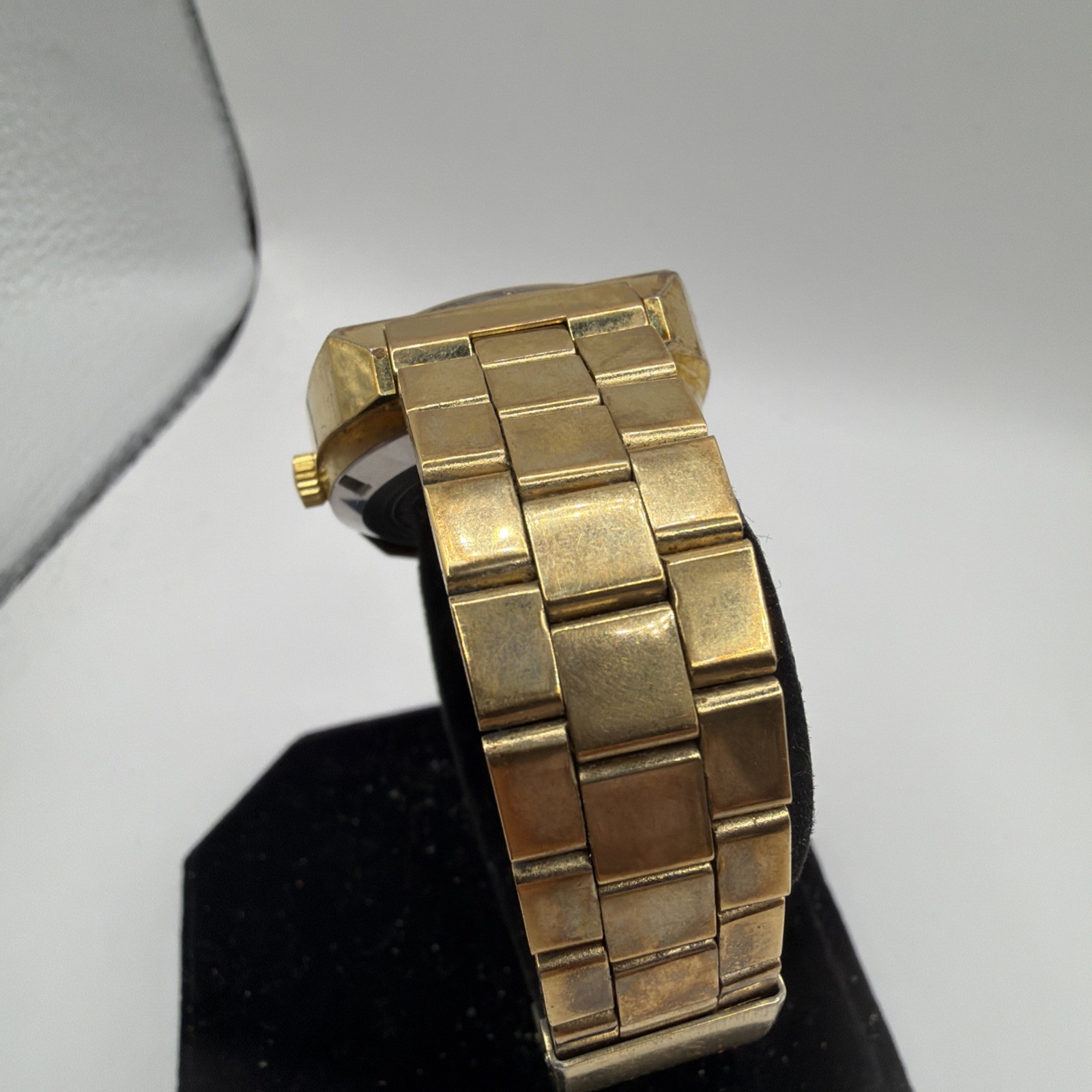 Caravelle Electrotime By Bulova Set-O-Matic With Case