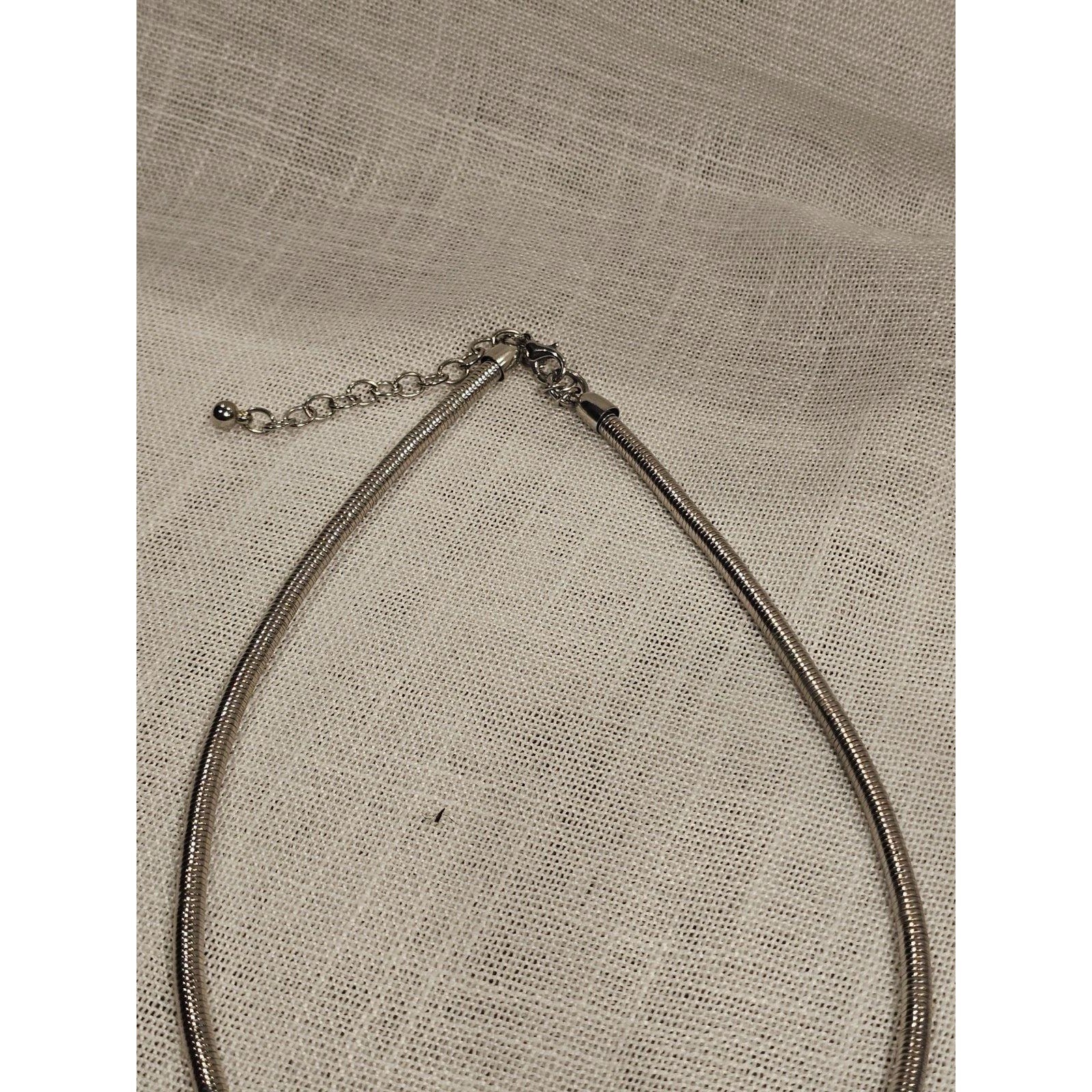 Boho Silver Tone Snake Chain Necklace Marbled Stone Pendant Mixed Media