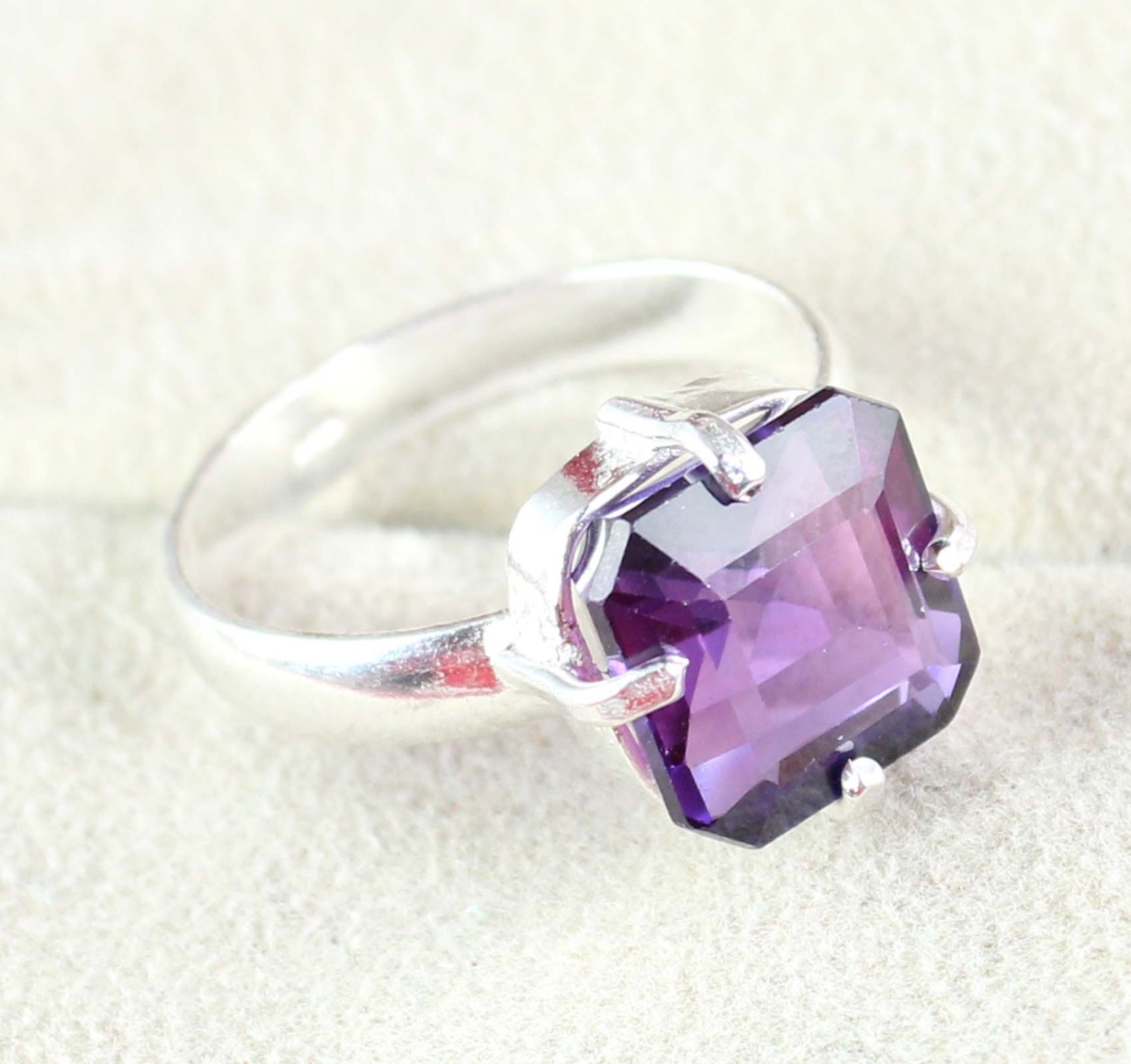 Natural 8.05 Ct Octagon Boysenberry Sapphire Gemstone Ring Free Certification