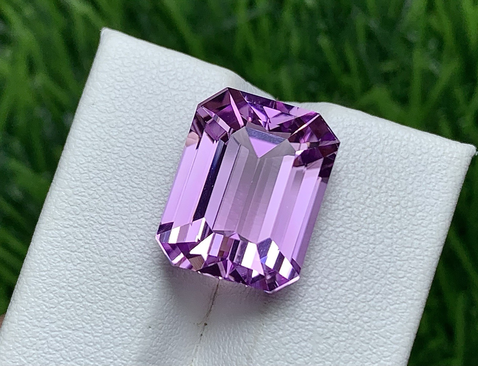 17 Carat Pink Kunzite Loose Gemstone From Afghanistan