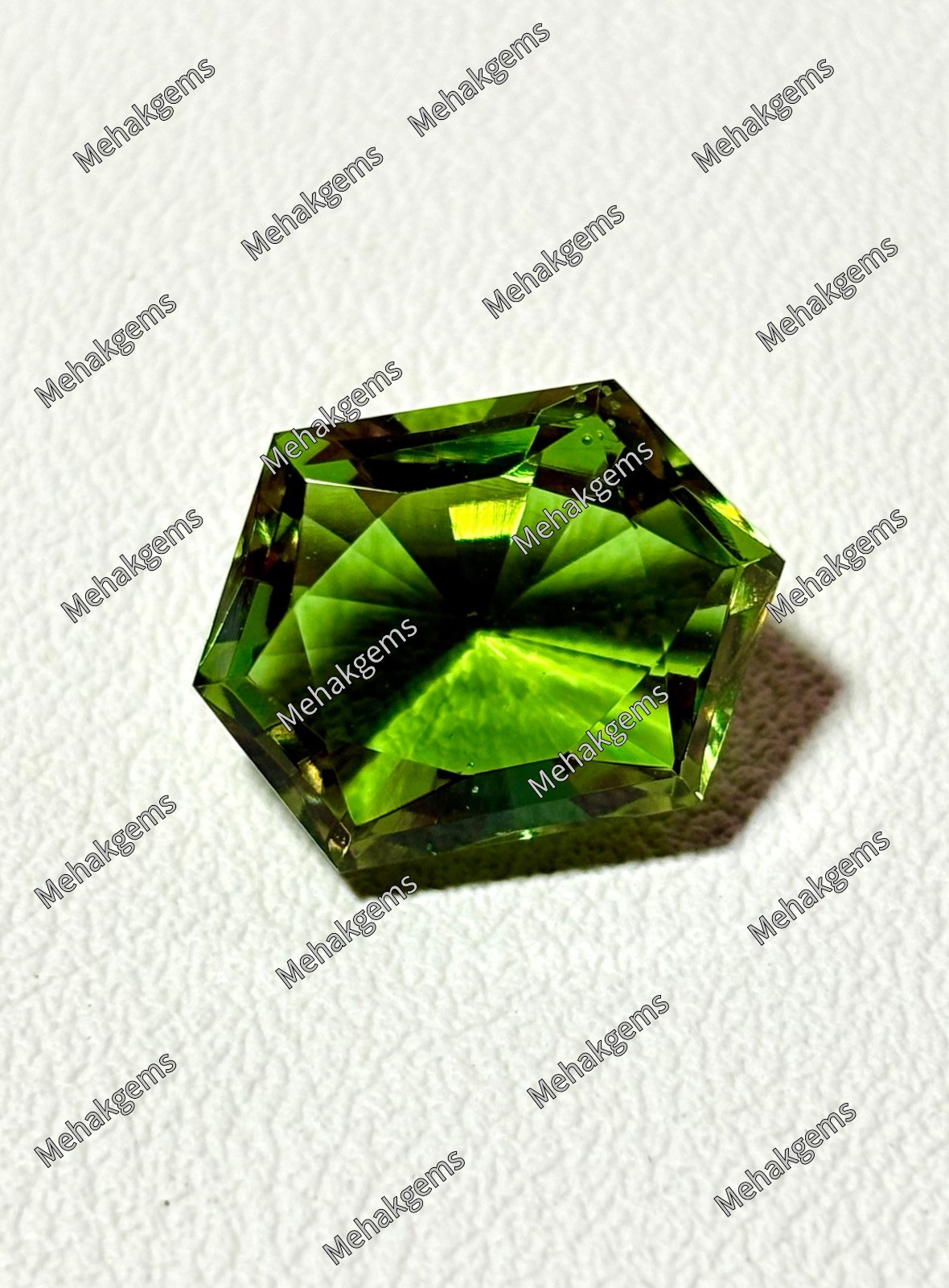 16 Ct Color Changing Zultanite Gemstone, Custom Fantasy Cut Hexagon Diaspore