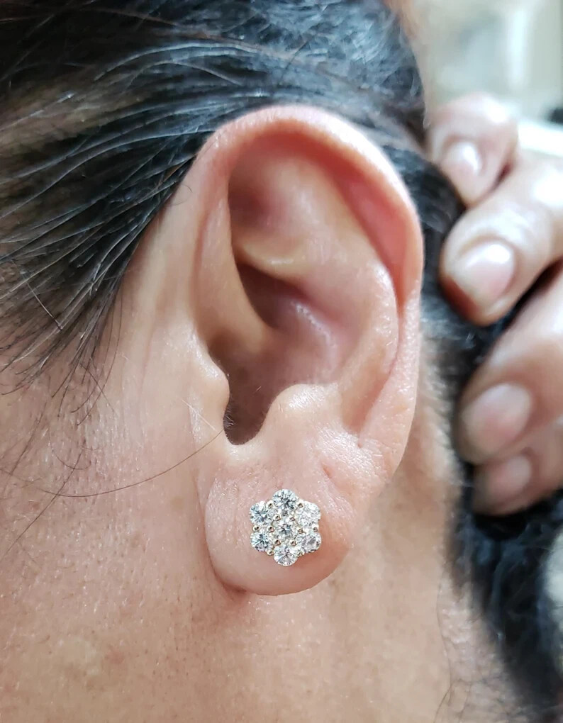 In 14k Yellow Gold Screw Back 0.70CT Round GH/SI Natural Diamond Stud Earrings