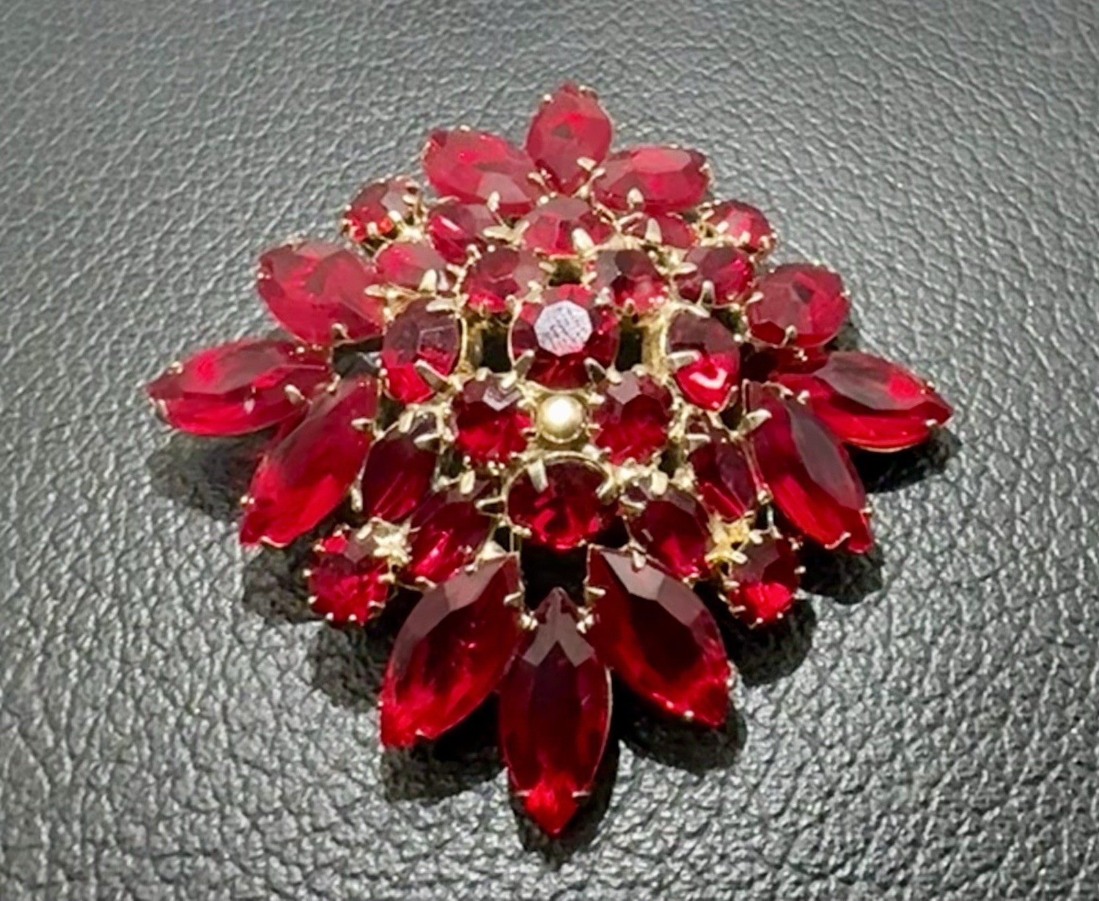 Vintage Ruby Red rhinestone Brooch Juliana Style Layered Red Crystal Gold Tone