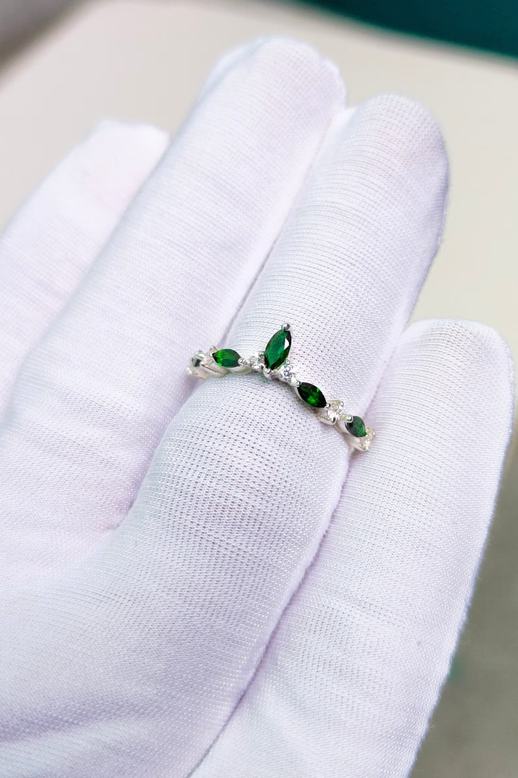 chrome diopside Ring, 925 sterling silver ring Moissanite wedding band