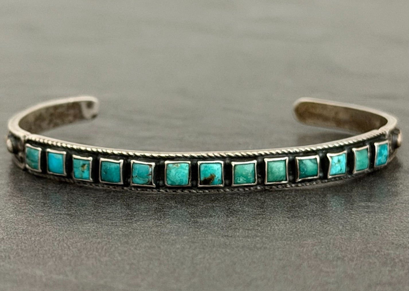 Vintage FRED HARVEY Era ZUNI Square Green Turquoise Silver bracelet 7in