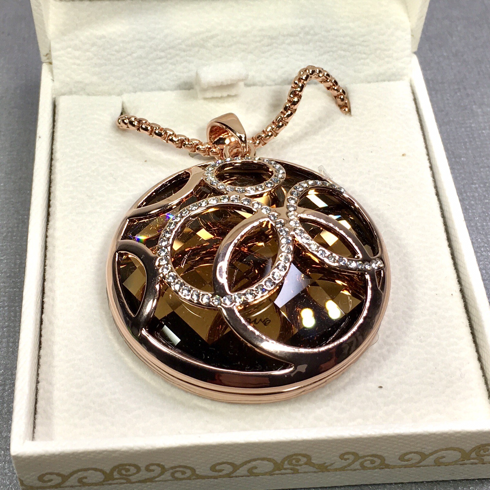 Qianse Fashion Rose Gold Color Amber Rhinestone Chunky Pendant W/ 32″ Box Chain