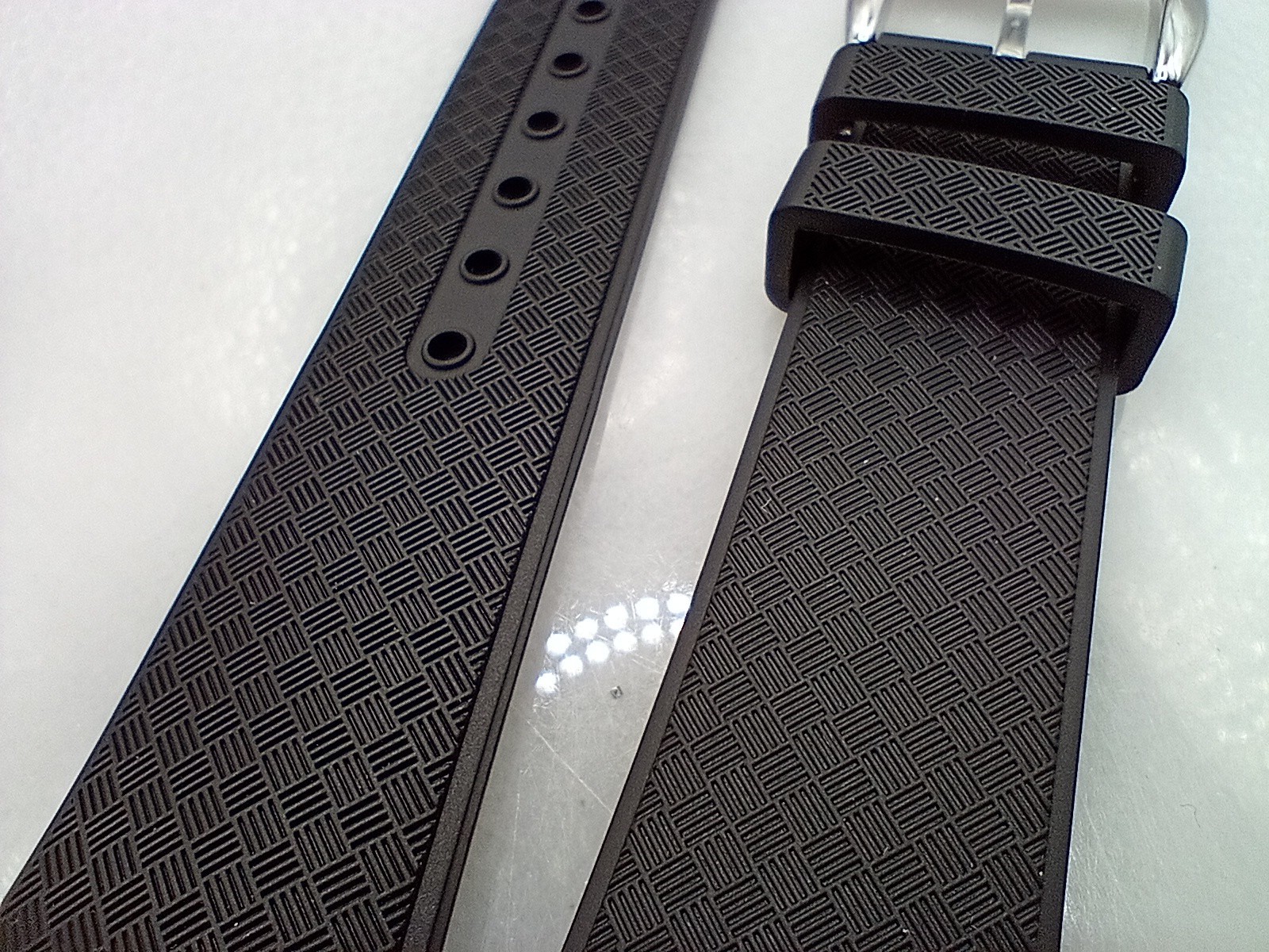 New 20mm Watchgecko Zuludiver HNBR Rubber Watch Strap Black Quick Release 6B360