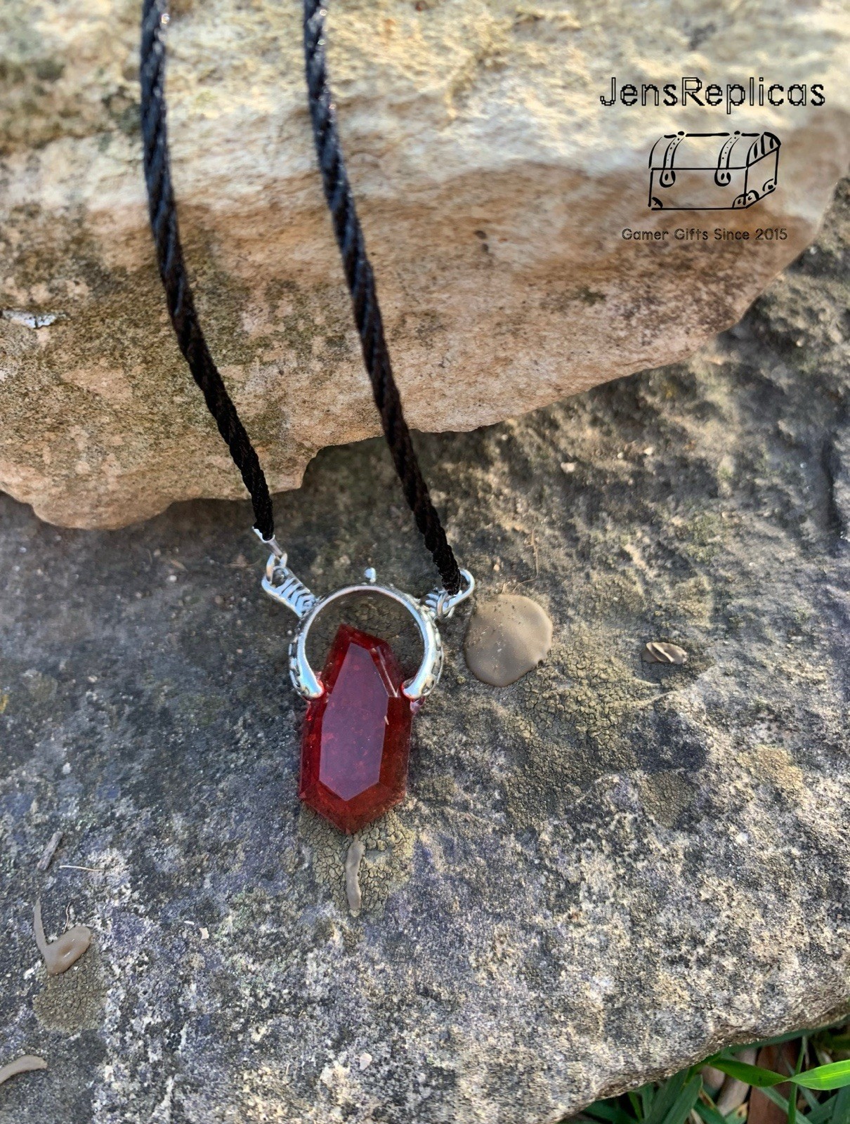 Red Crystal Necklace Anime Video Game Cosplay Dante DMC