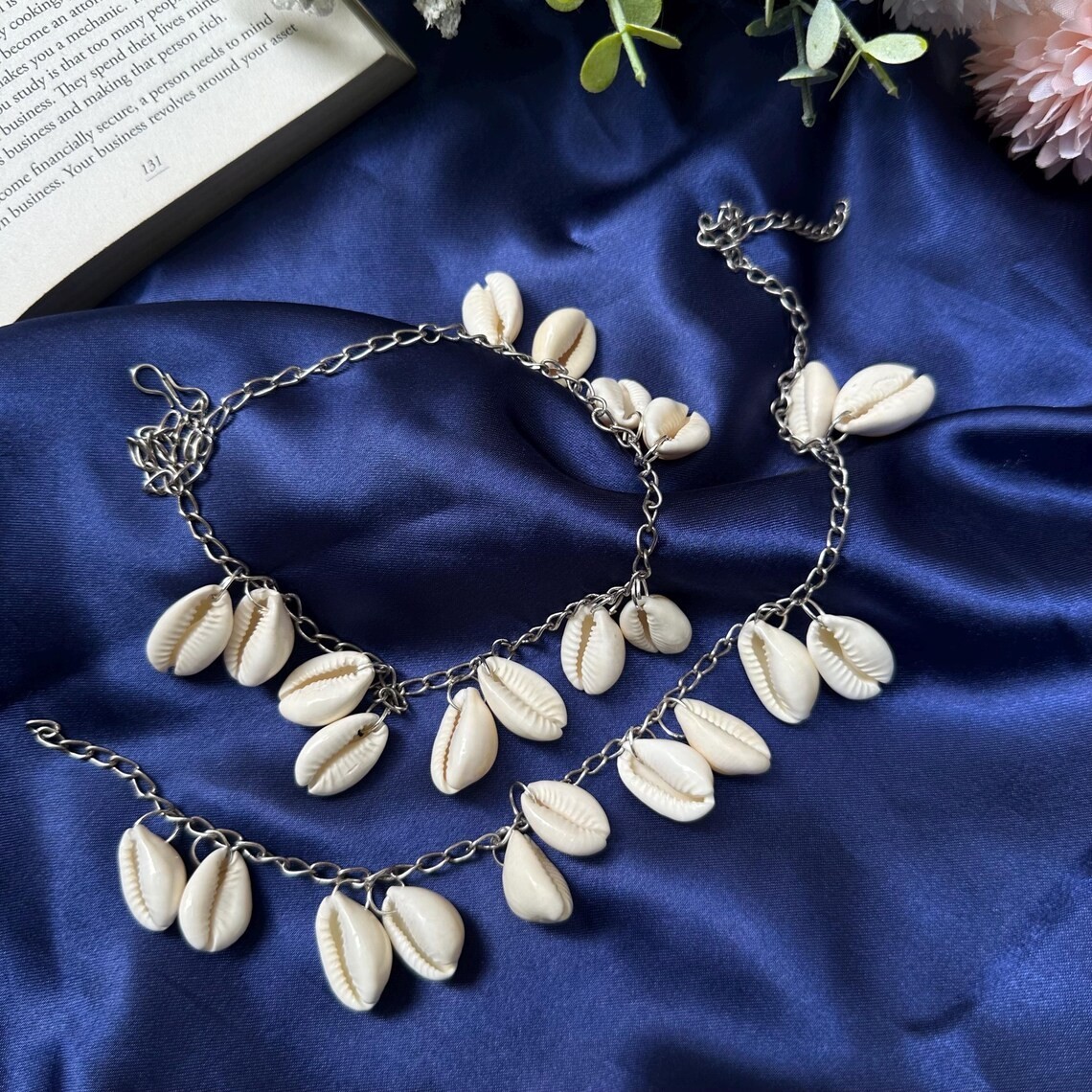 Boho Cowrie Shell Anklet Beach Anklet Silver Chain Anklet Women Foot Jewelry